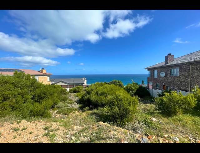 735M² VACANT LAND FOR SALE IN DANA BAY
